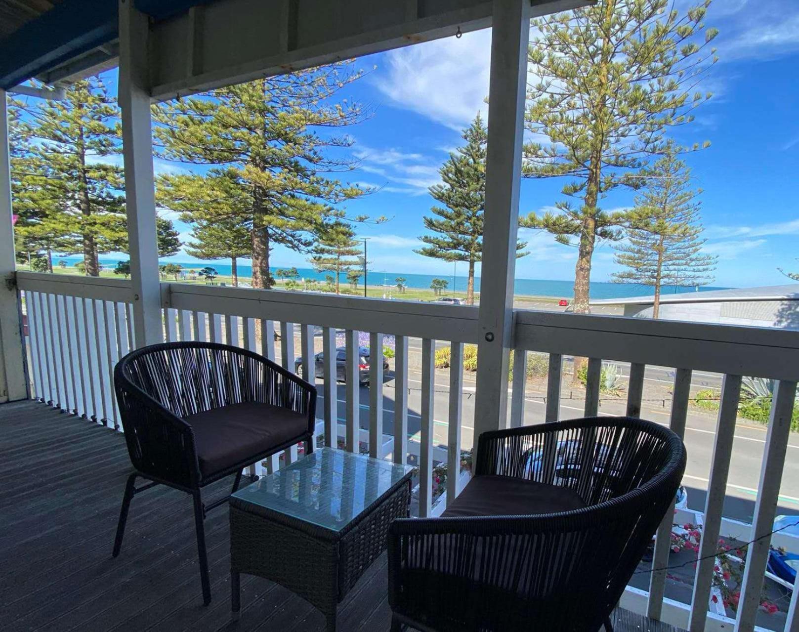 Bluewater Lodge 纳皮尔 外观 照片
